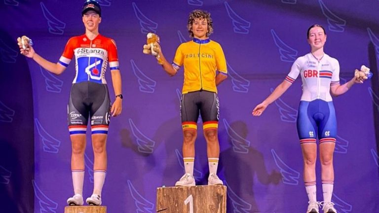 La júnior Paula Ostiz se impone con brillantez en la Watersley Ladies Challenge