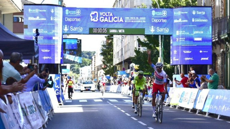 Pablo García y Polti Kometa se hacen con el mando de la Volta a Galicia