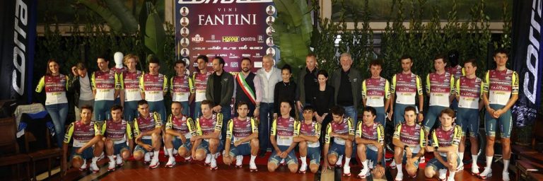 Corractec Vini Fantini, una de las tres víctimas del nuevo listón UCI: no podrán correr el Giro de Italia de 2025