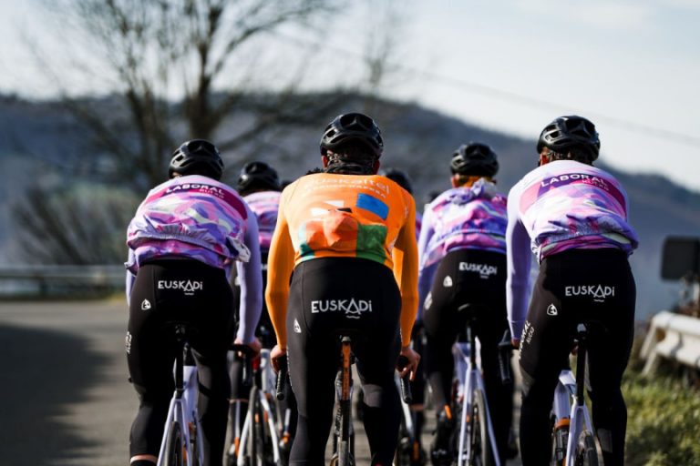 El filial sub-23 de Euskaltel-Euskadi pasará a llamarse Fundación Euskadi y seguirá siendo apoyado por Laboral Kutxa