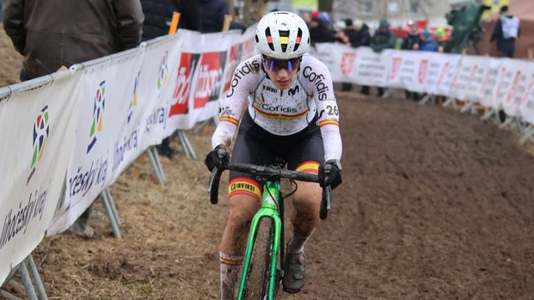 La selección española calienta motores para el campeonato de Europa de ciclocross de Pontevedra