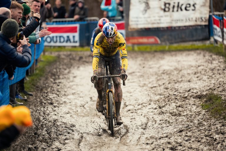 Wout van Aert también retrasa su debut en la temporada de ciclocross