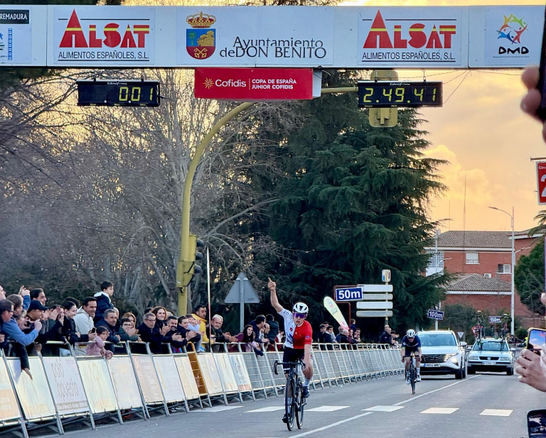 Rostislav Novolodskii, primer líder de la Copa de España júnior tras ganar en Don Benito