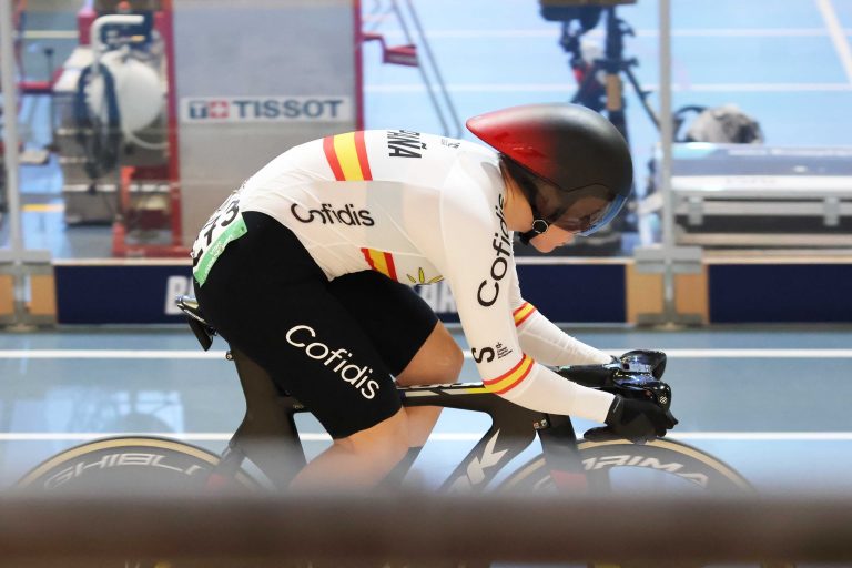 Helena Casas marca un nuevo récord de España en los 200 metros