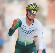 Sergio Geerlings reina sobre el viento en el Gran Premio Ontur de la Copa de España elite