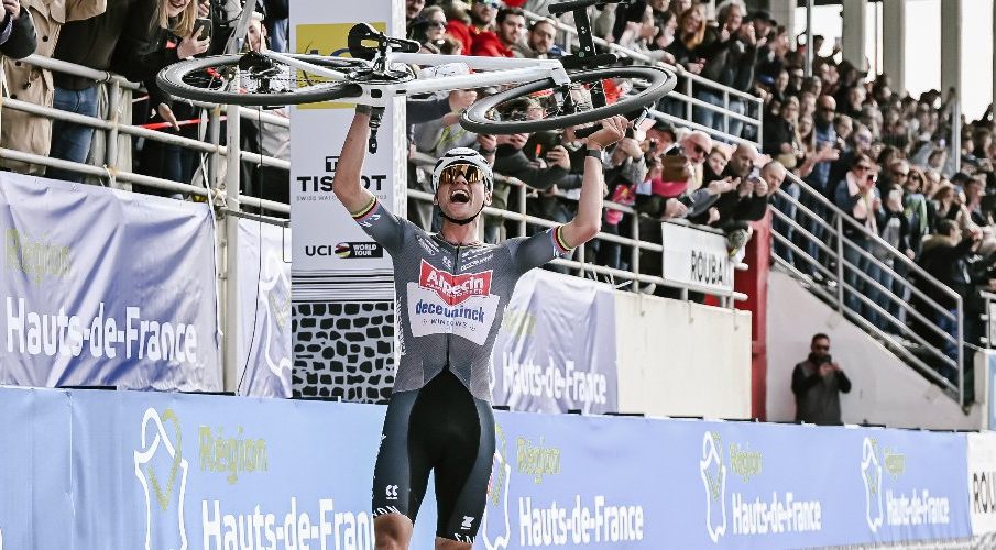 Mathieu Van der Poel lo tiene claro: ¡no renuncia al mountain bike!