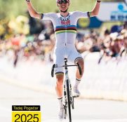 El esloveno Tadej Pogacar firma un nuevo triunfo histórico en el Tour de Flandes