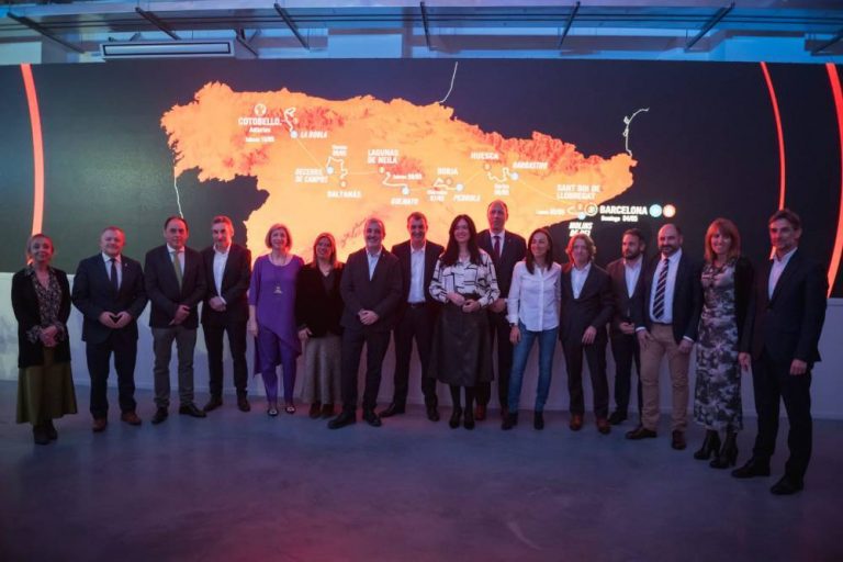 La Vuelta Femenina arranca con el bloque de FDJ como gran favorito