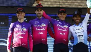 El jovencísimo Hugo de la Calle brilla con luz propia en el barrizal del Tro Bro Leon