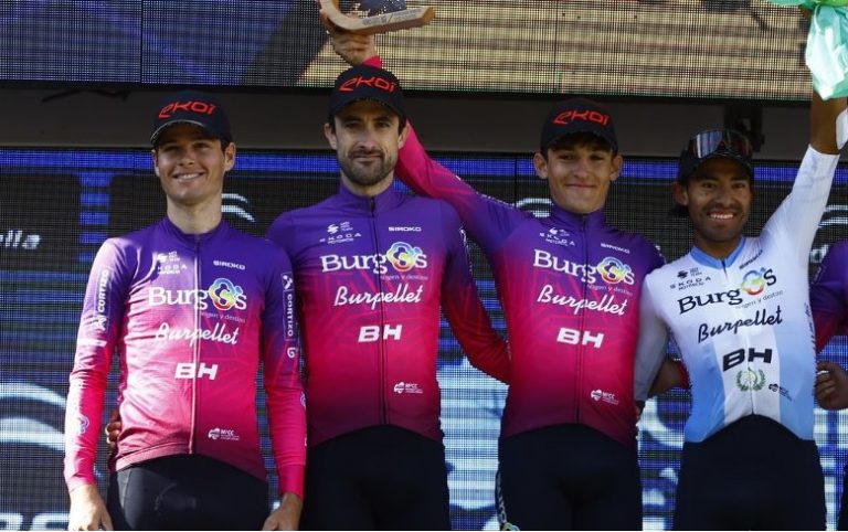 El jovencísimo Hugo de la Calle brilla con luz propia en el barrizal del Tro Bro Leon