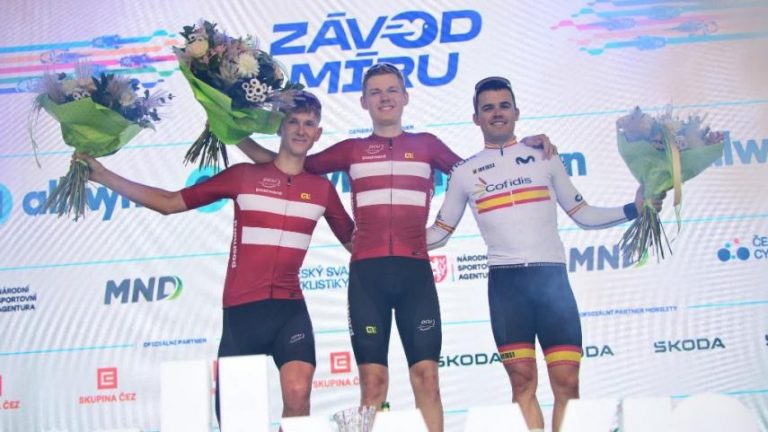 Pau Martí se viste de líder en la Carrera de la Paz tras ser tercero en la etapa reina