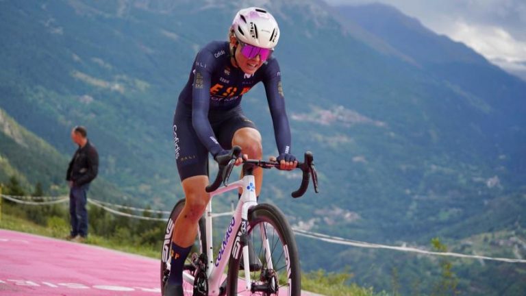 Y Paula Blasi es sexta en el Tour de L’Avenir para féminas