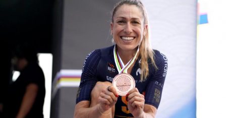 Mavi García firma una brillante medalla de bronce en el Mundial de Ruanda