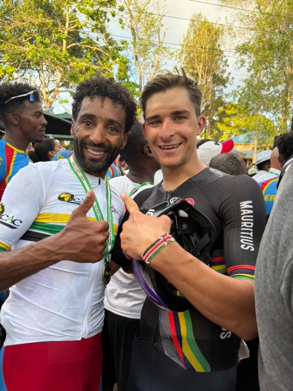 Burgos-Burpellet acumula puntos y medallas en los campeonatos de Africa