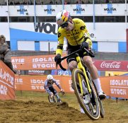 Tibor del Grosso bate a Wout van Aert y Felipe Orts también brilla