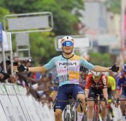 Pau Martí deja su sello personal certificando su polivalencia casi absoluta: triunfo al sprint