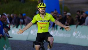 Santi Mesa aplasta a sus rivales en el sprint de la Volta ao Alentejo