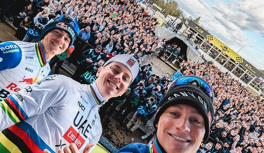 Tour de Flandes: Tadej Pogacar sigue venciendo gracias a la locura de sus rivales