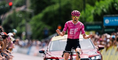 ¿Por qué tanta alegría en el seno de EF tras ganar la primera etapa de Auvergne?