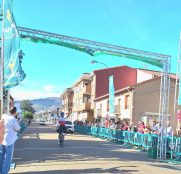 Adrián Prieto (Picusa Academy) triunfa en solitario en el GP Ayuntamiento Villamanín