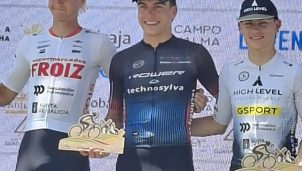 Vuelta a Castilla-La Mancha: Joan Cadena rompe la racha de un Victor Benareau que acaba en el suelo