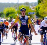 Ollie Jirovec se apunta la segunda etapa de la Volta a Portugal juniores