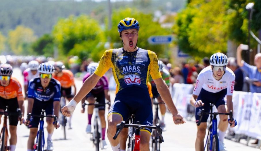 Ollie Jirovec se apunta la segunda etapa de la Volta a Portugal juniores