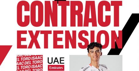 Isaac del Toro renueva con UAE: mucho más allá de una firma