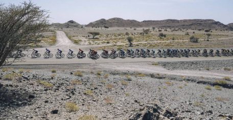 ¿Podrá el ciclismo comenzar la temporada en vueltas como Omán o AlUla?