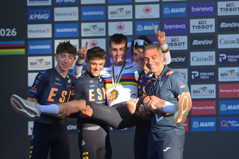 ¡¡¡Doblete: y Benjamín Noval también gana el oro en el Mundial júnior de fondo en carretera!!!