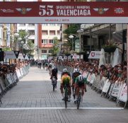 El sub-23 Vicent Zaragoza se exhibe en solitario en el Gran Premio Náquera