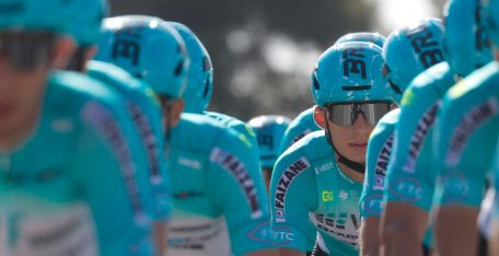 Euskaltel entra y Bardiani se queda fuera del Top30: los italianos no podrán disputar el Giro de Italia de 2027